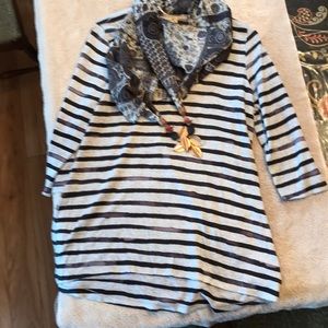 Oneworld tunic top SMALL with decorative scarf!